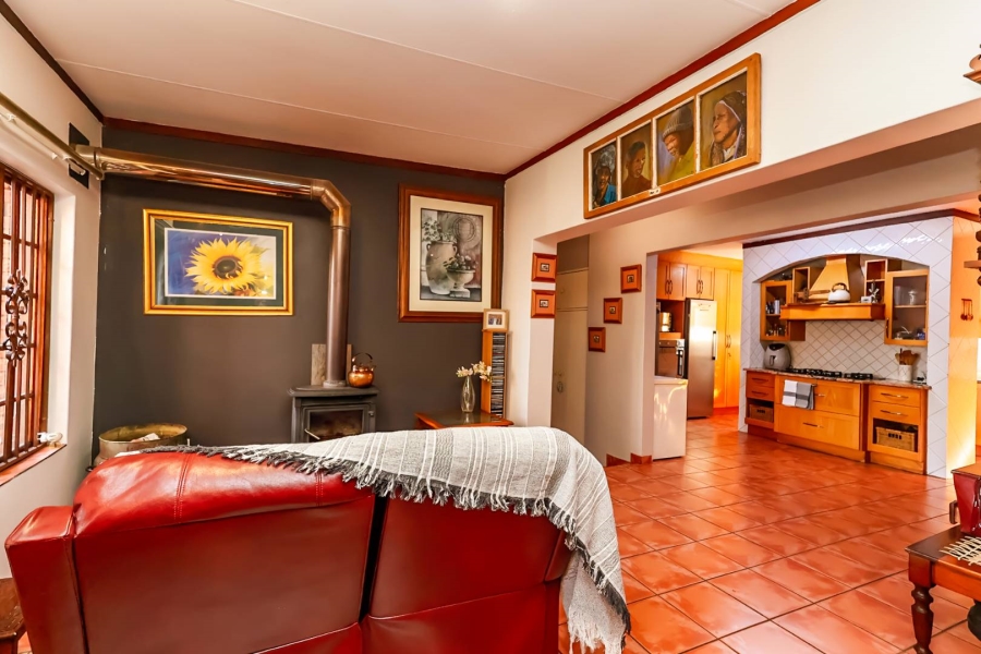 4 Bedroom Property for Sale in Ifafi North West